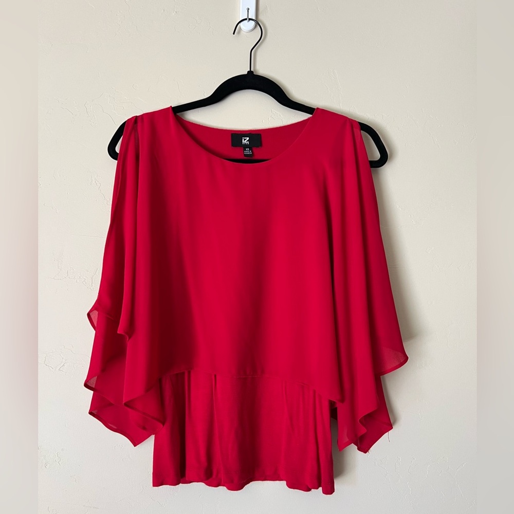 iZ BYER Cape Overlay Top